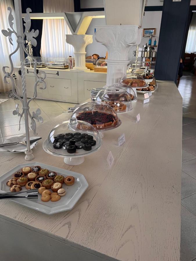 G&D Mi.Ma Condhotel Milano Marittima Buitenkant foto