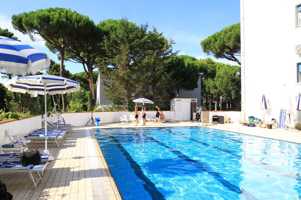 G&D Mi.Ma Condhotel Milano Marittima Buitenkant foto